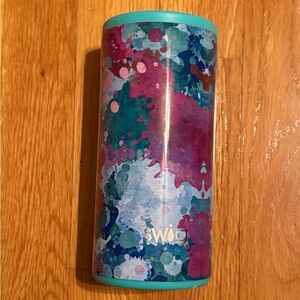 Swig Life Slim Can Cooler